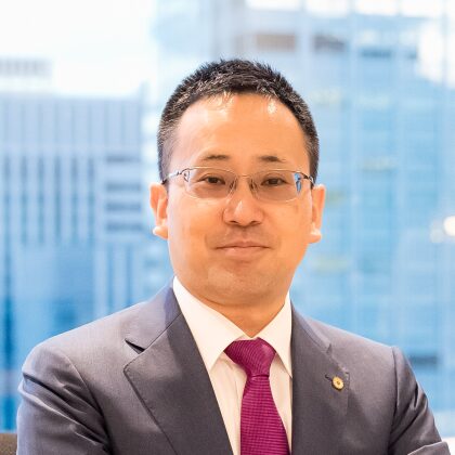 山崎 裕樹 氏